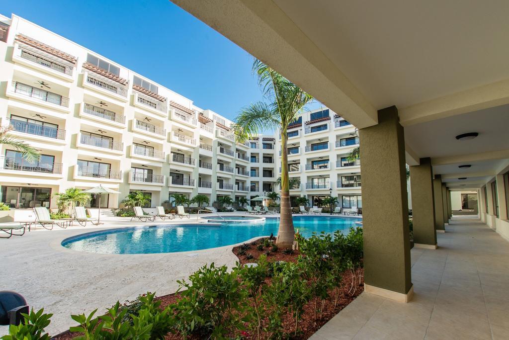 Palmaruba Condos パームビーチ エクステリア 写真
