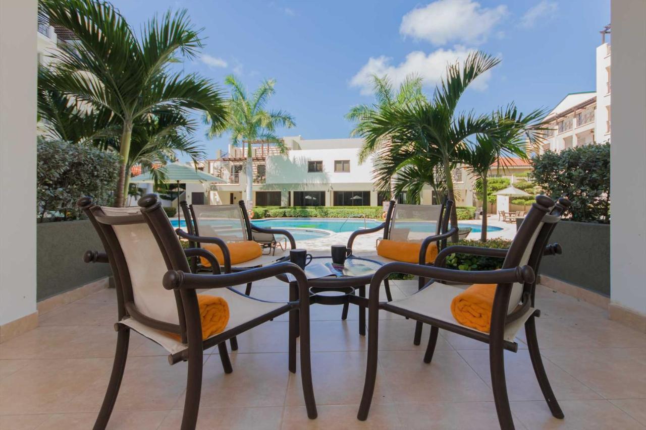 Palmaruba Condos パームビーチ エクステリア 写真
