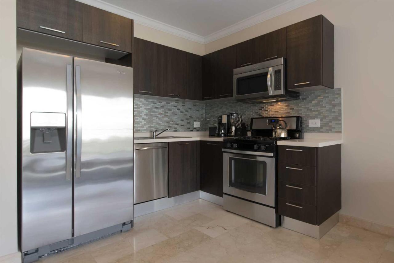 Palmaruba Condos パームビーチ エクステリア 写真